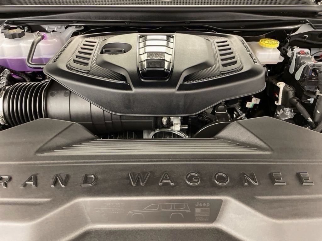 New 2026 Jeep Grand Wagoneer 4WD w/ 8-Passenger Seating Package image 21