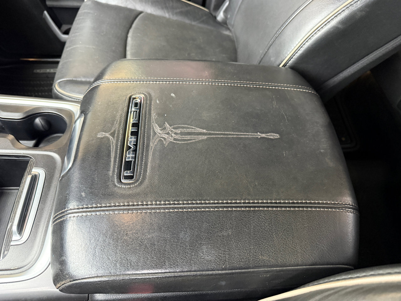 Used 2016 RAM 3500 Laramie Longhorn image 20