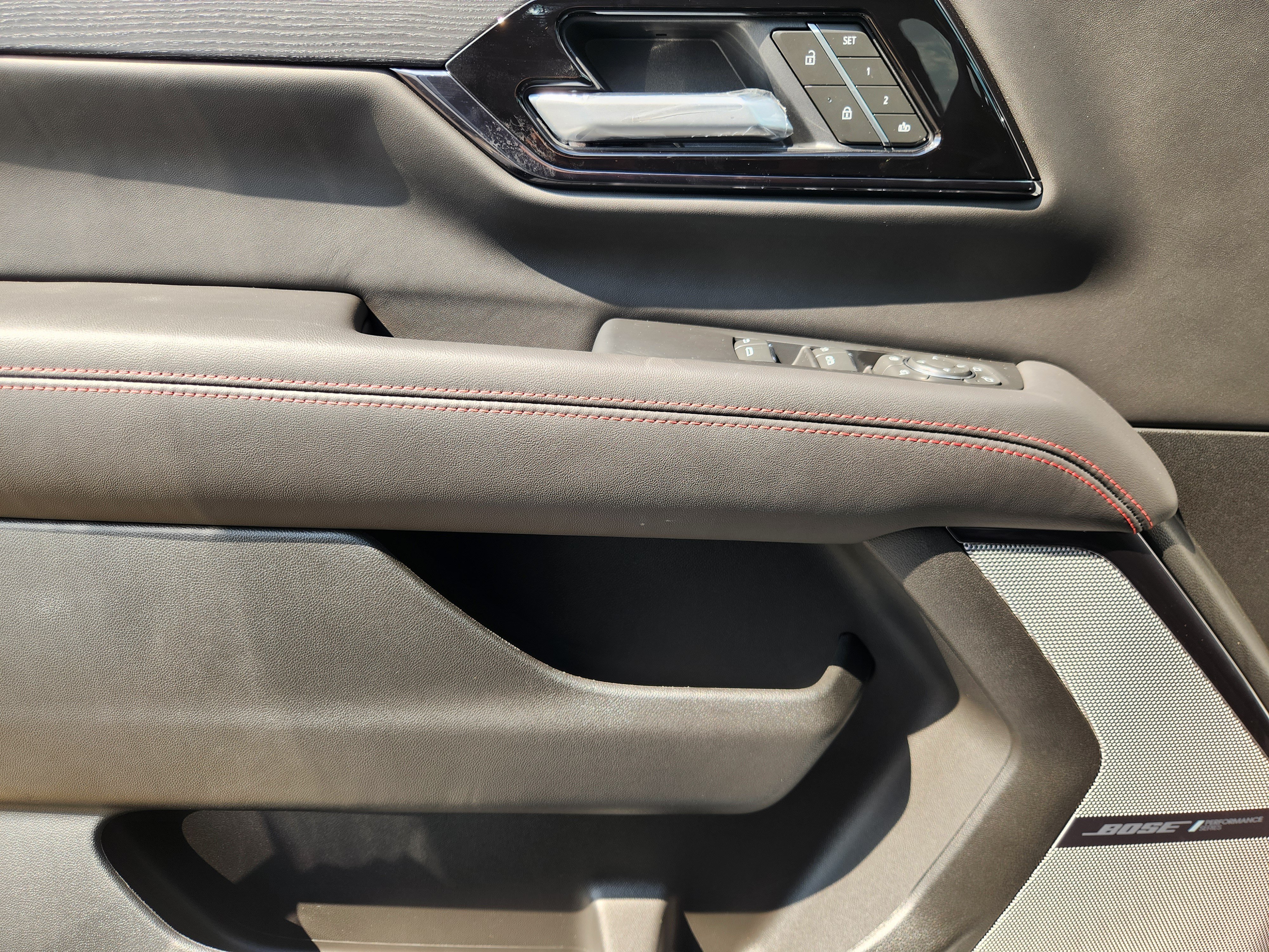 New 2027 GMC Yukon AT4 Ultimate AWD/4WD image 17
