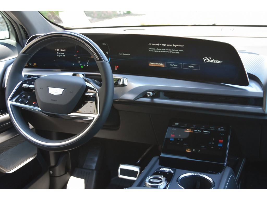 New 2026 Cadillac Vistiq Sport w/ LPO, Floor Liner Package image 20