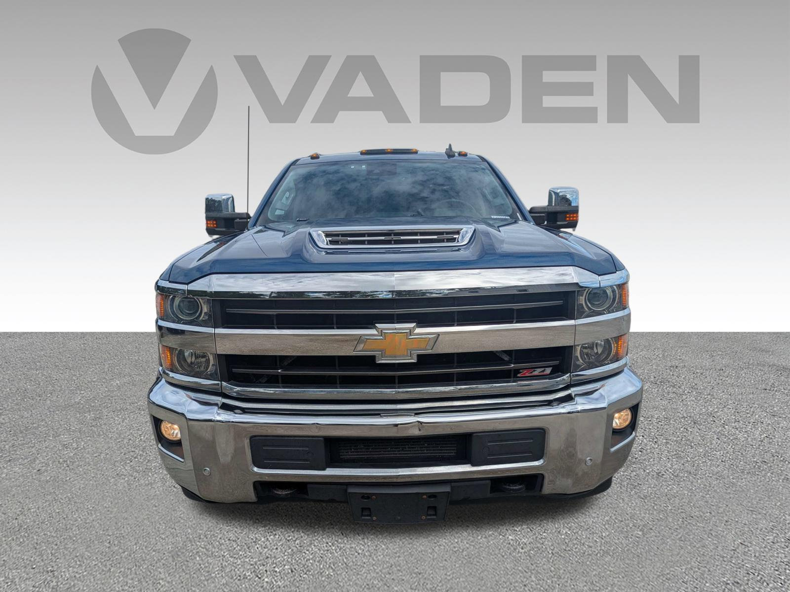 Used 2018 Chevrolet Silverado 2500 LTZ w/ Duramax Plus Package AWD/4WD image 25
