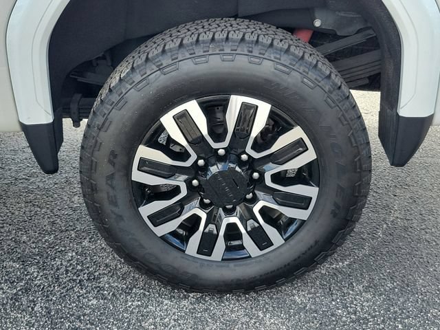 Used 2025 GMC Sierra 2500 Denali Ultimate w/ Max Trailering Package AWD/4WD image 8