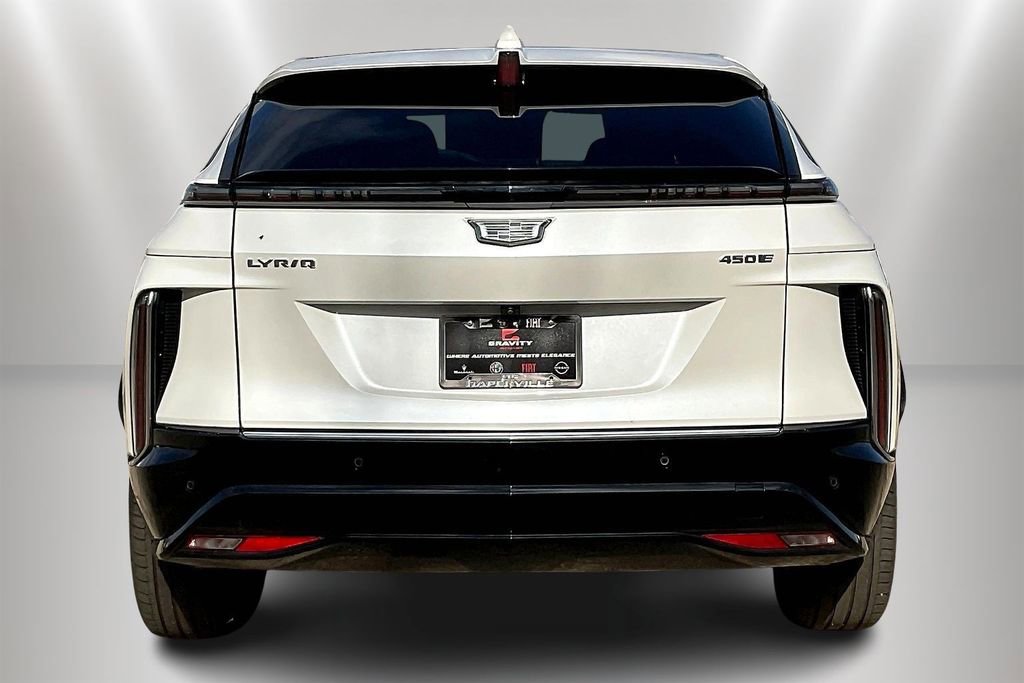 Used 2024 Cadillac Lyriq Luxury image 5