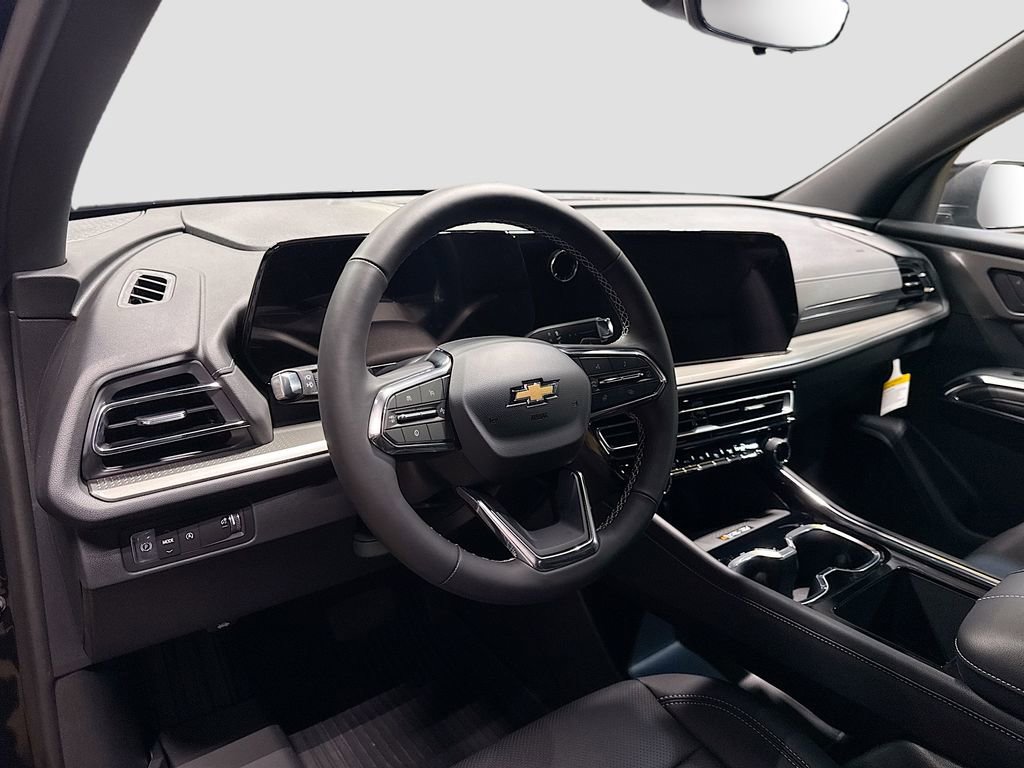 New 2026 Chevrolet Traverse LT w/ Driver Confidence Package FWD image 9
