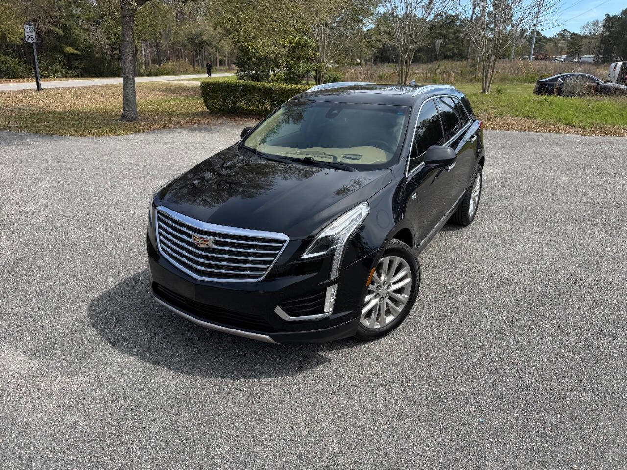 Used 2017 Cadillac XT5 Platinum image 31