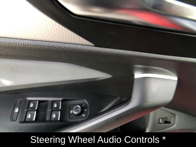 Used 2025 Volkswagen Jetta SE image 13