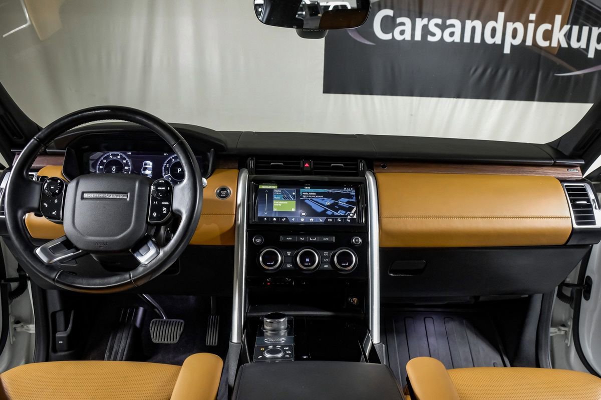 Used 2019 Land Rover Discovery HSE Luxury image 14