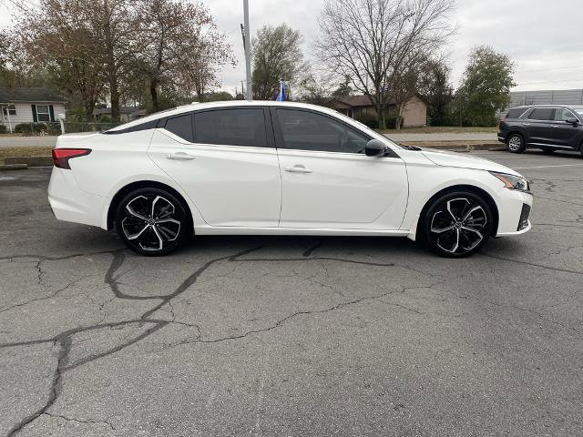 Used 2023 Nissan Altima 2.5 SR image 8
