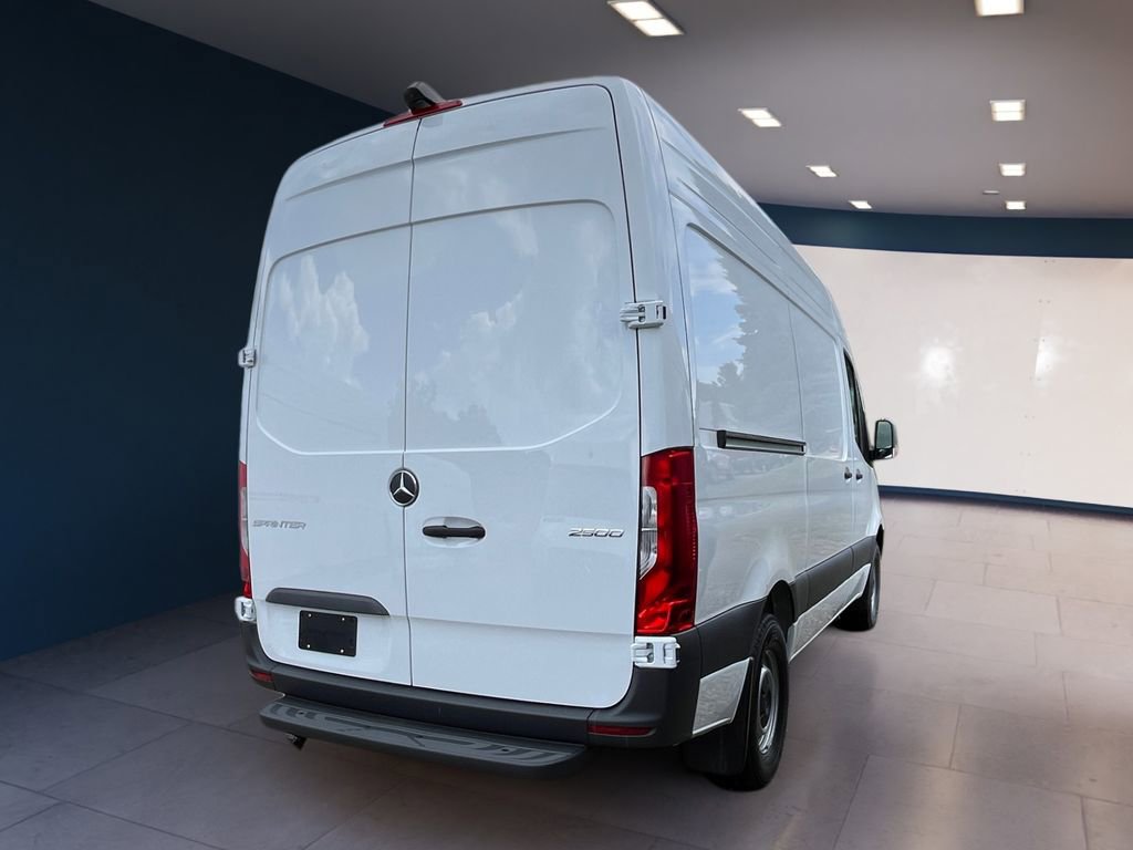 New 2025 Mercedes-Benz Sprinter 2500 image 4
