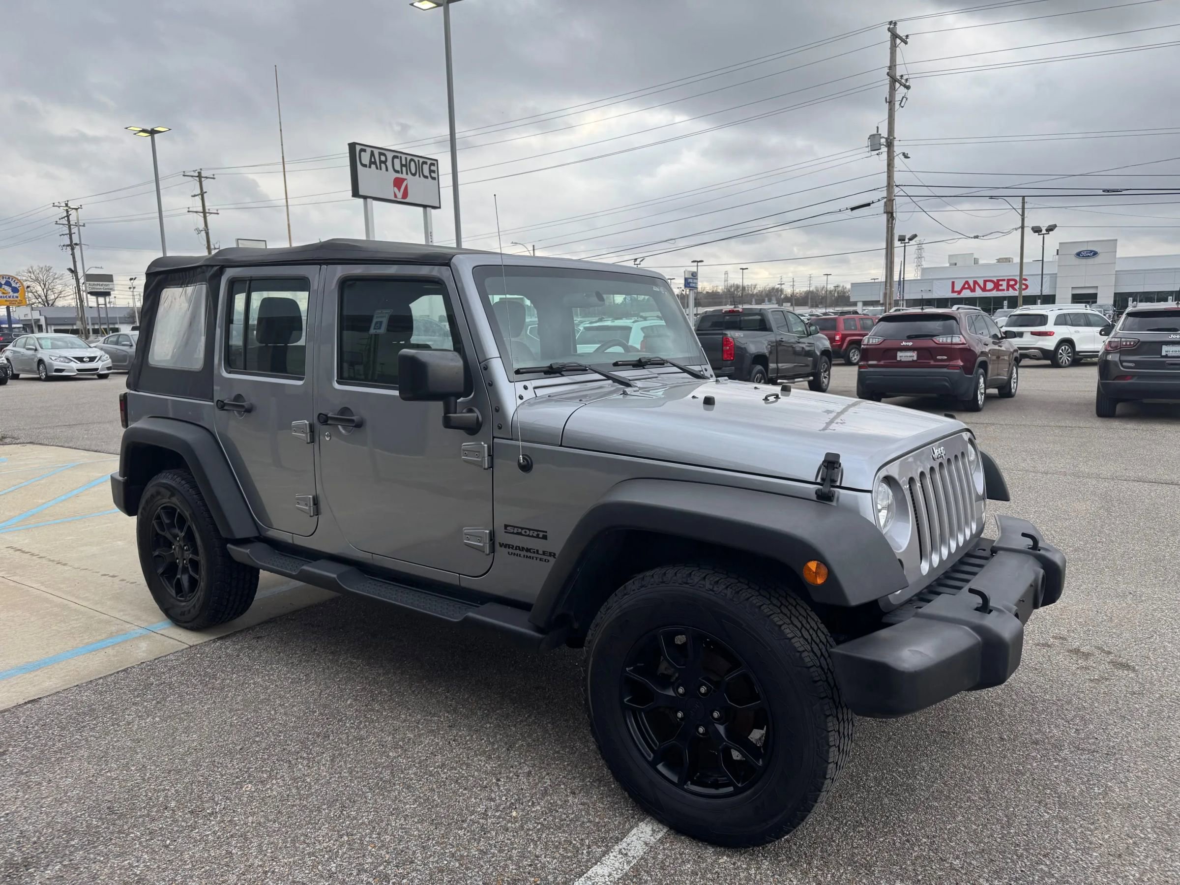 Used 2017 Jeep Wrangler Unlimited Sport image 2