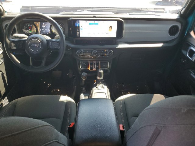 Certified 2024 Jeep Wrangler Unlimited w/ Convenience Group AWD/4WD image 16