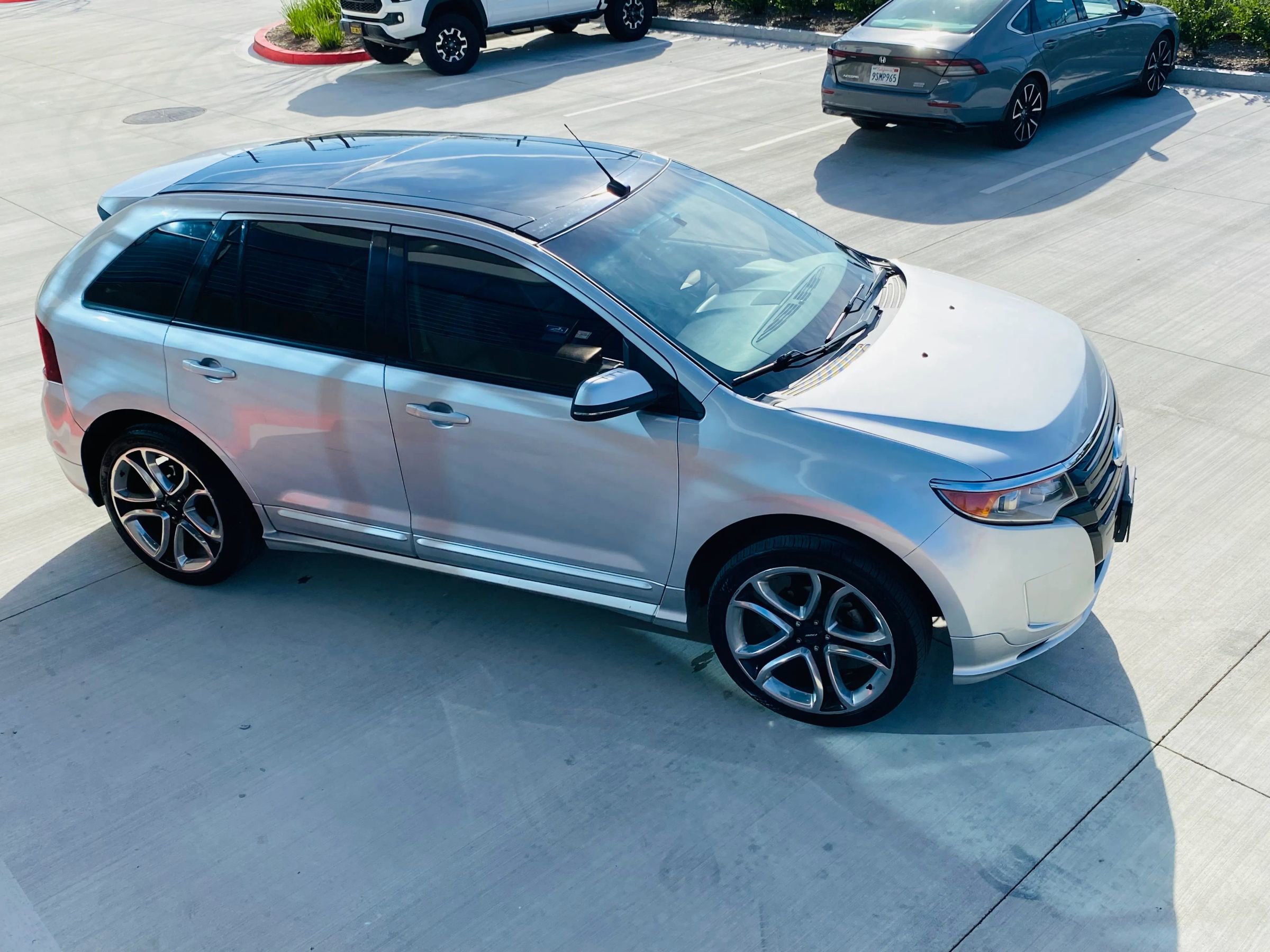 Used 2013 Ford Edge Sport w/ Vision Pkg image 9