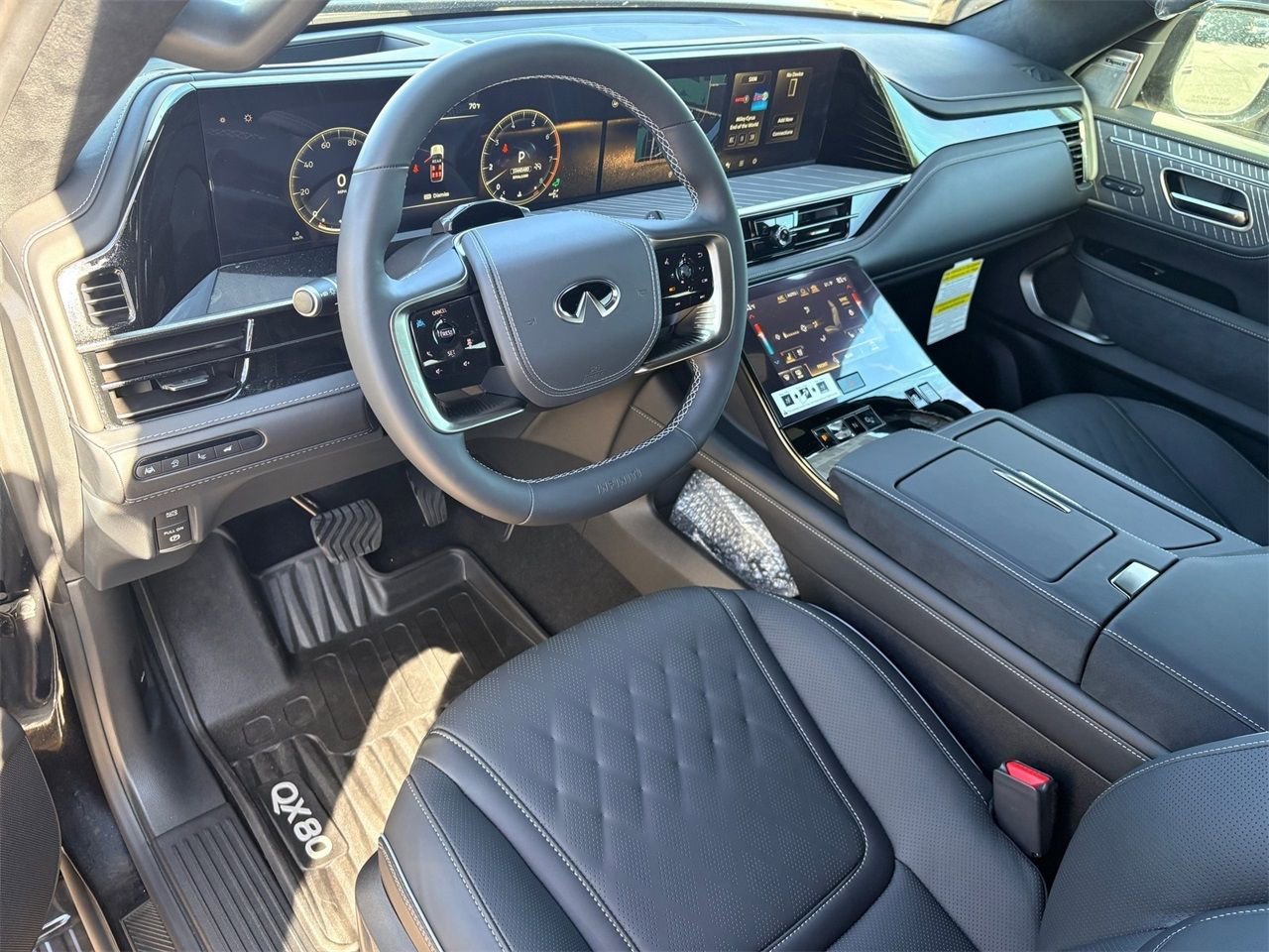 New 2026 INFINITI QX80 Autograph w/ Premium Cargo Package image 11