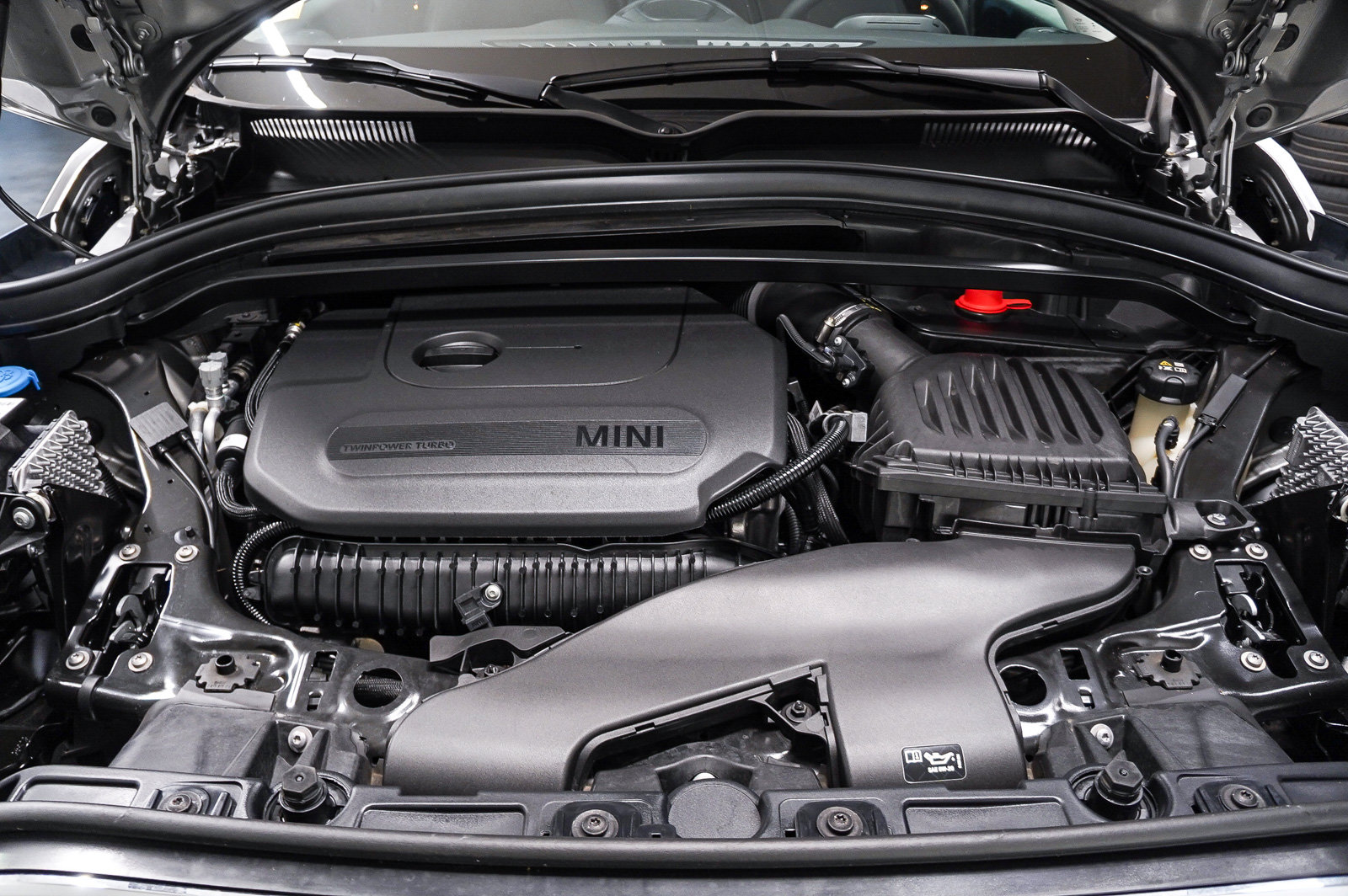 Certified 2024 MINI Cooper Countryman S FWD image 30