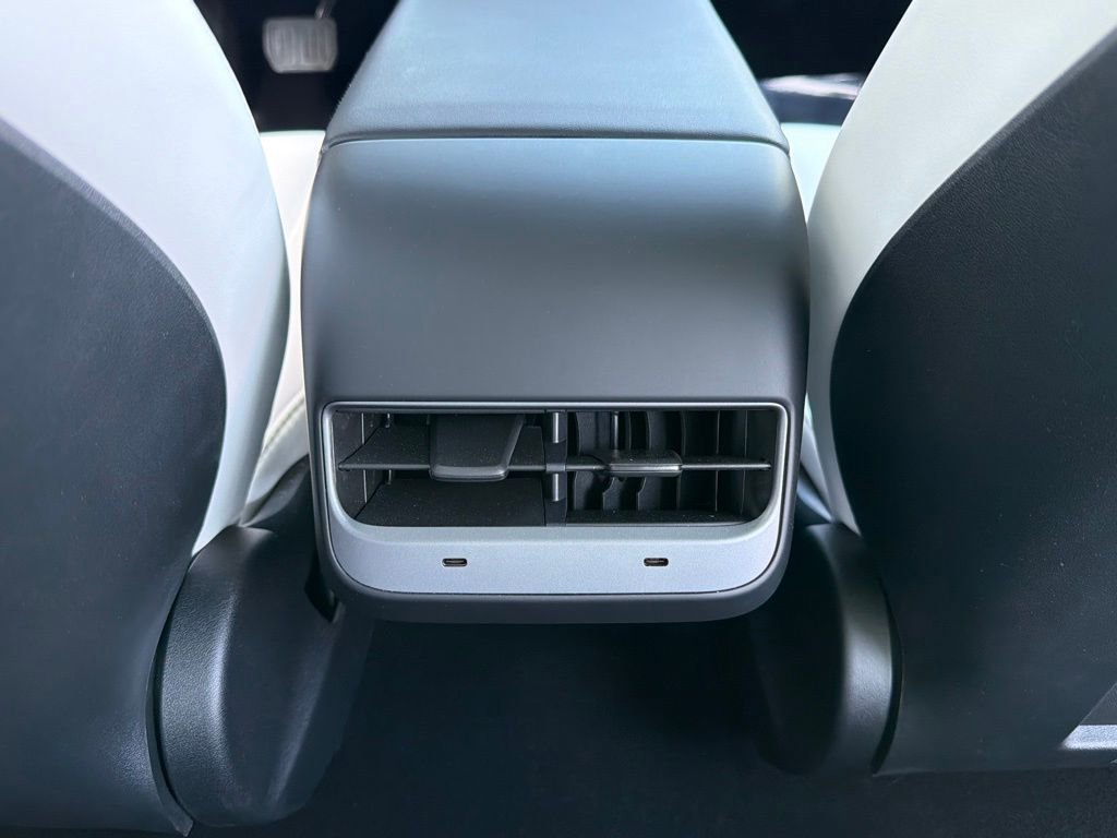 Used 2023 Tesla Model 3 Standard Range RWD image 48