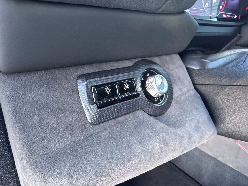 Used 2022 Maserati MC20 Coupe RWD image 17