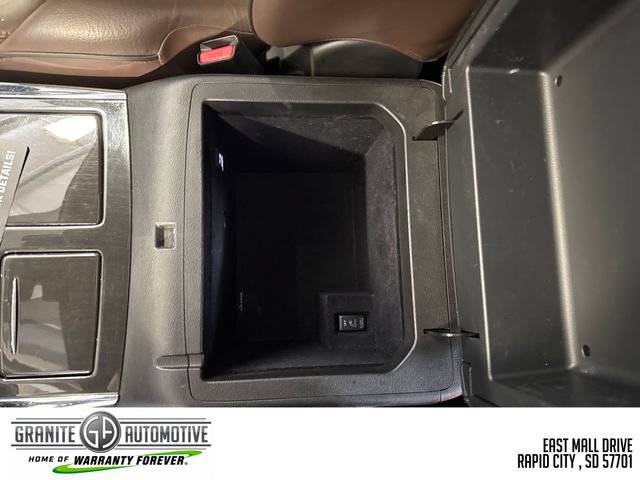 Used 2019 Nissan Armada Platinum w/ Captain's Chairs Package AWD/4WD image 27