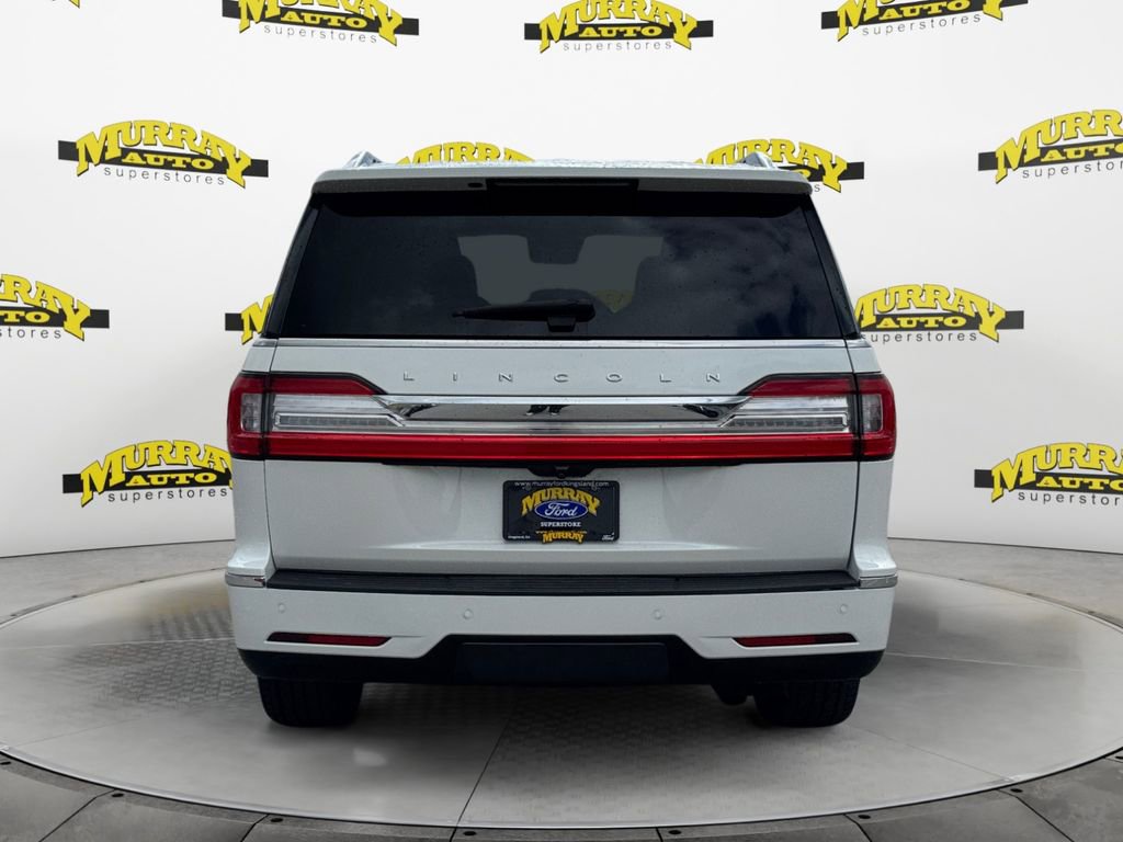 Used 2021 Lincoln Navigator Reserve w/ Luxury Package image 4