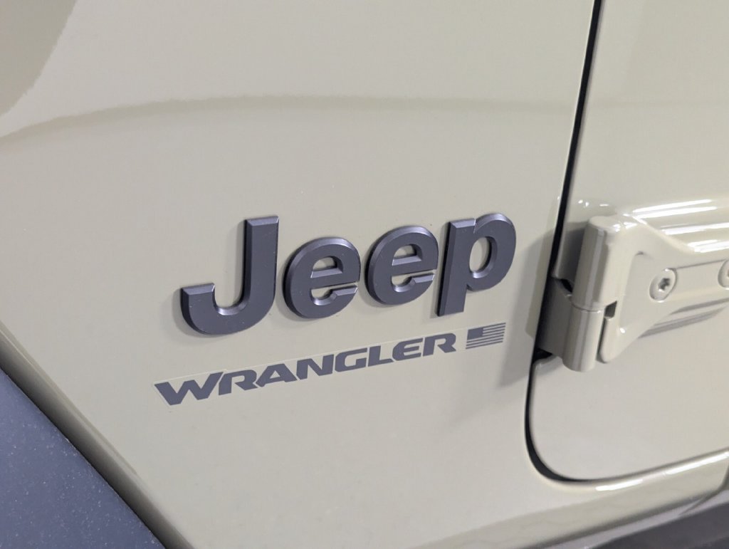 New 2026 Jeep Wrangler Unlimited Sport AWD/4WD image 9