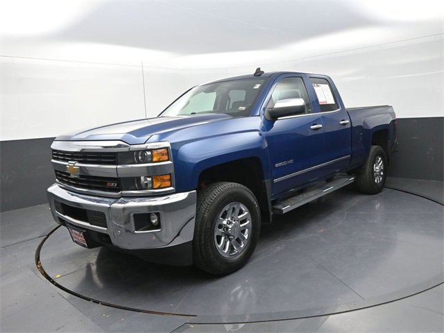 Used 2016 Chevrolet Silverado 2500 LTZ w/ LTZ Plus Package image 3