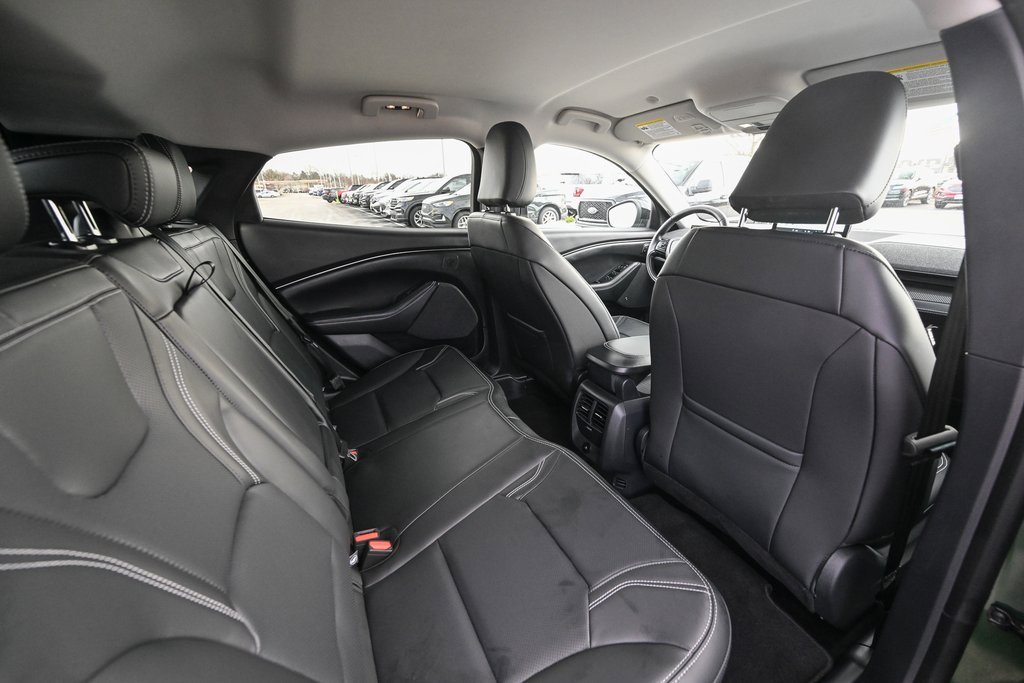 Used 2025 Ford Mustang Mach-E Premium image 27