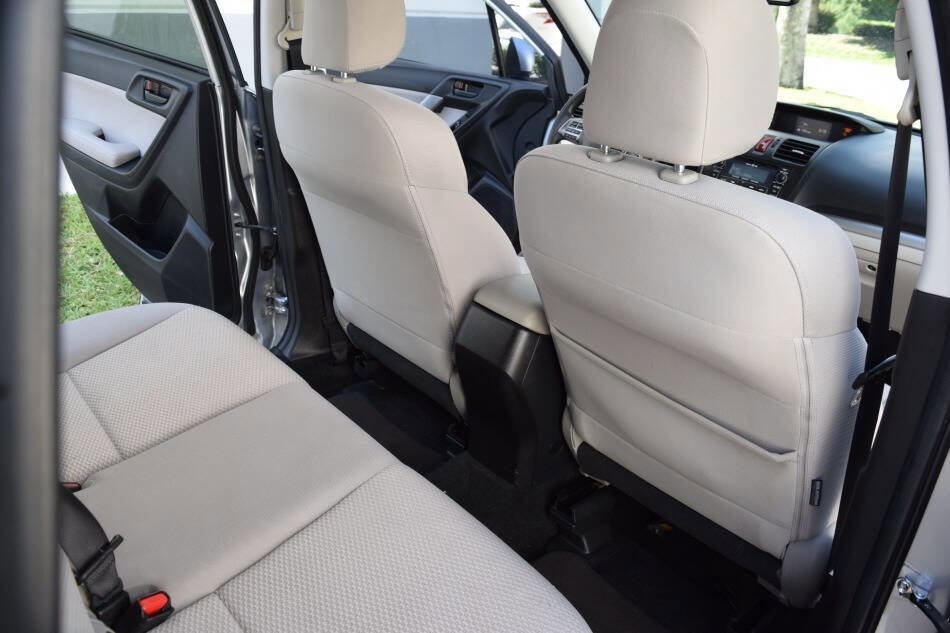Used 2015 Subaru Forester 2.5i Premium w/ All-Weather Package AWD/4WD image 48