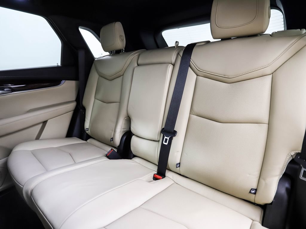 Used 2019 Cadillac XT5 Luxury image 24