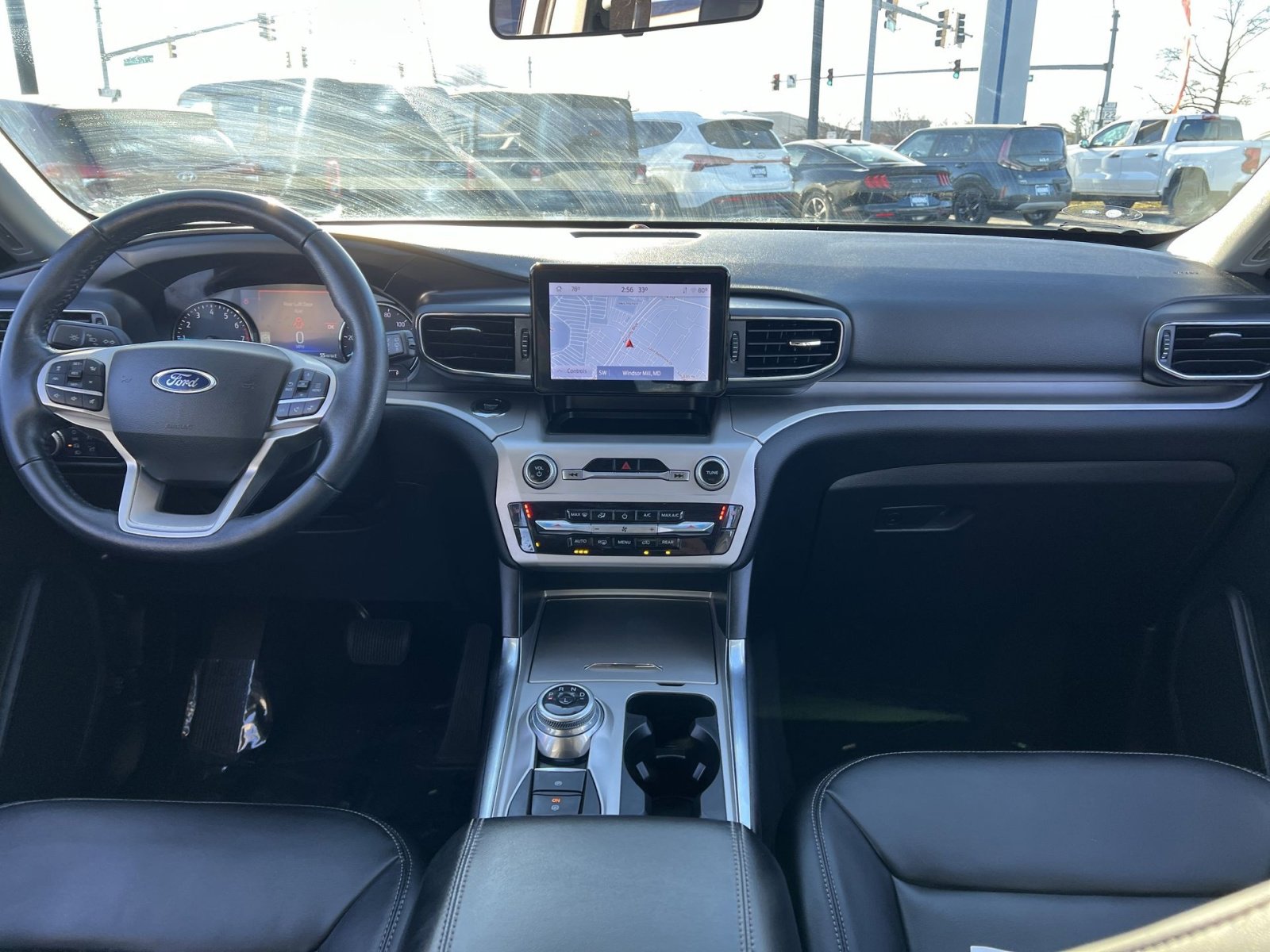 Used 2022 Ford Explorer XLT w/ Equipment Group 202A image 23