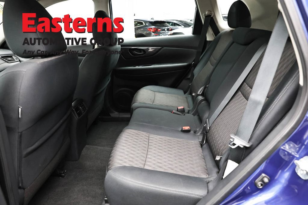 Used 2019 Nissan Rogue S AWD/4WD image 21