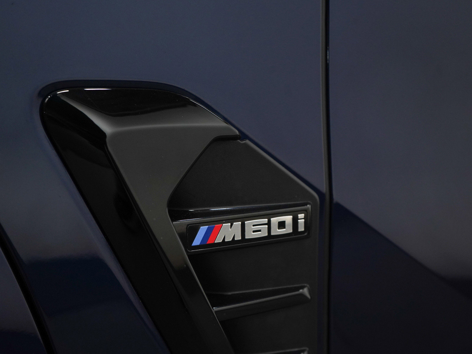 Used 2024 BMW X5 M60i image 30