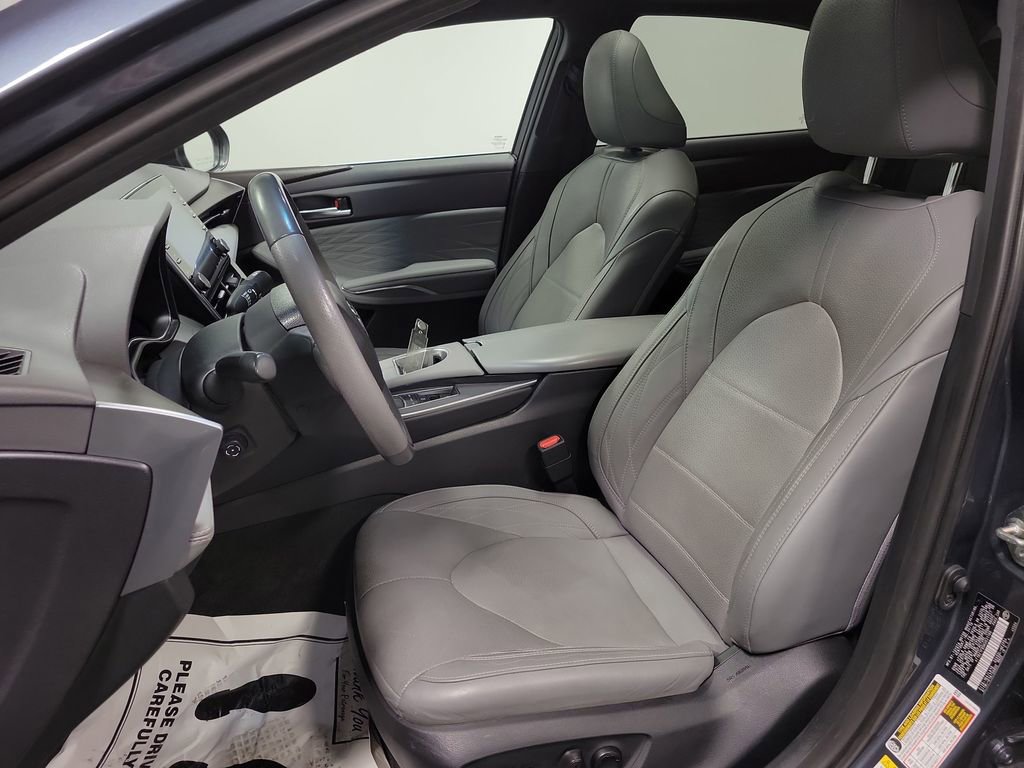 Used 2019 Toyota Avalon XLE image 13