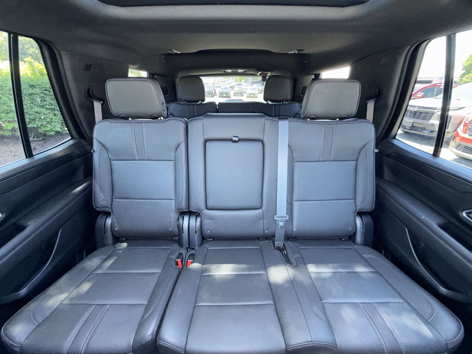 Used 2023 Chevrolet Tahoe RST AWD/4WD image 25
