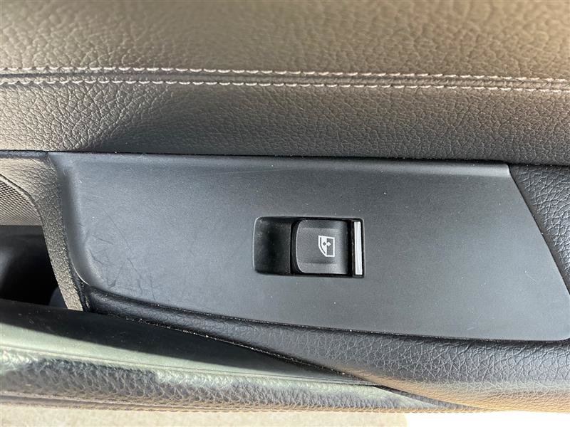 Used 2017 BMW 540i xDrive AWD/4WD image 33