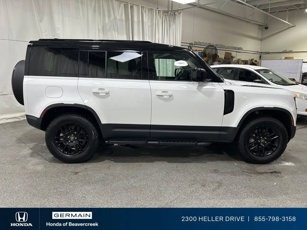 Used 2025 Land Rover Defender 110 S AWD/4WD image 9