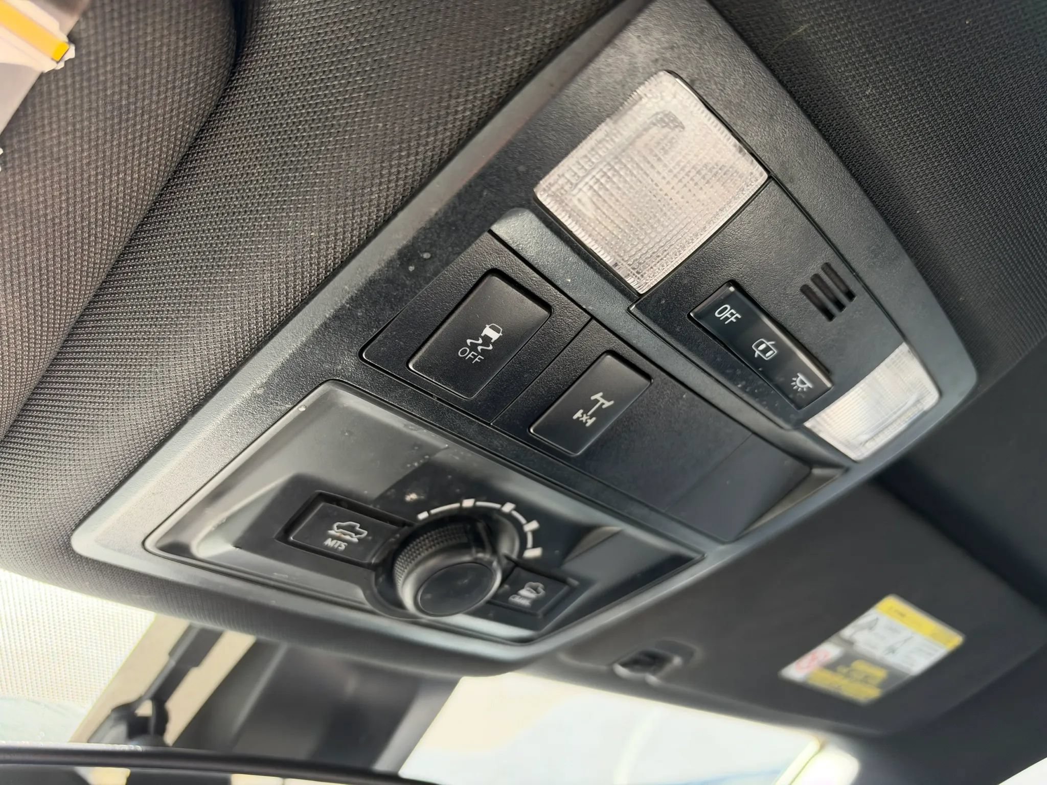 Used 2019 Toyota Tacoma TRD Off-Road AWD/4WD image 37