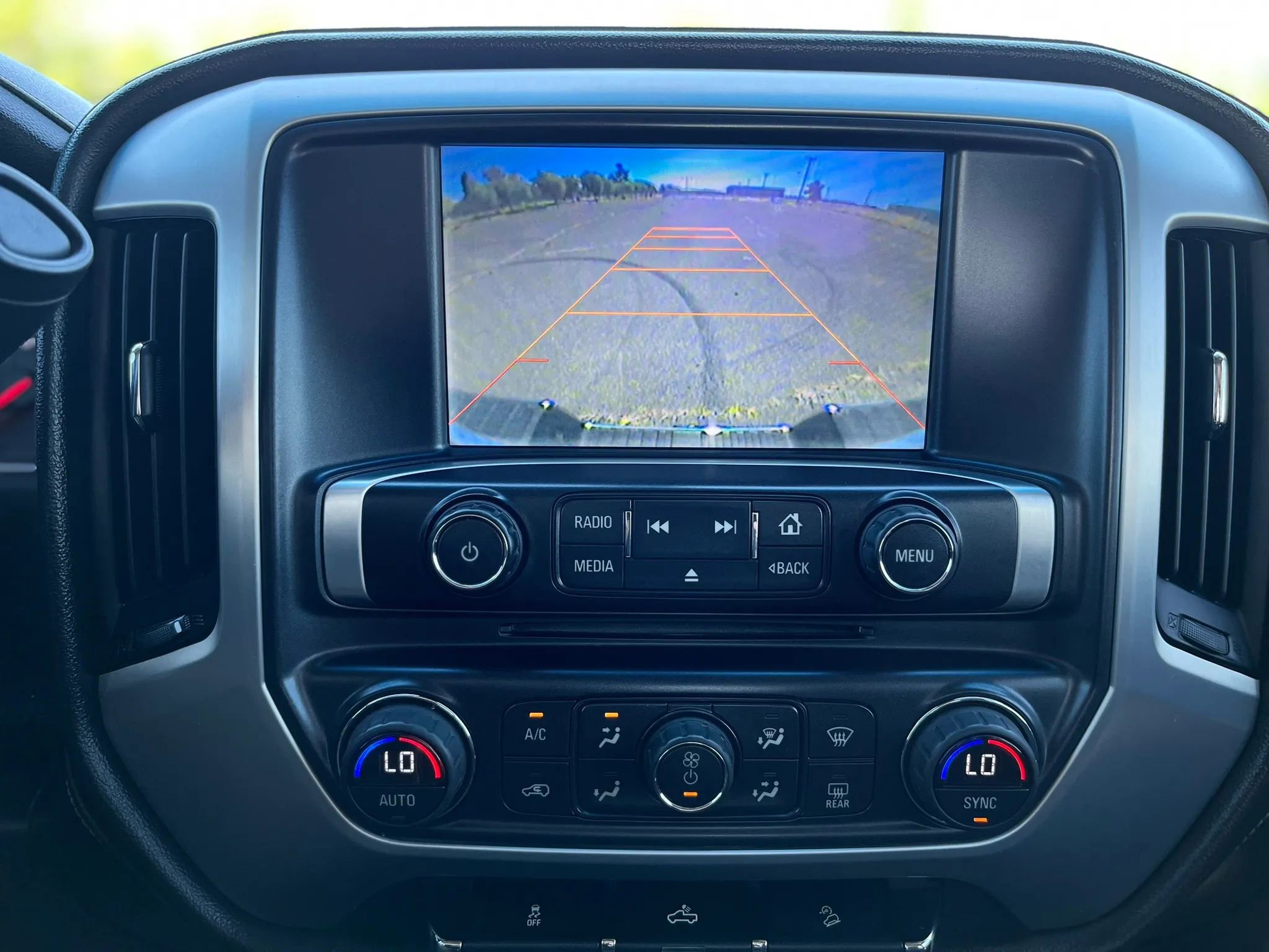 Used 2014 GMC Sierra 1500 SLE w/ SLE Value Package AWD/4WD image 22