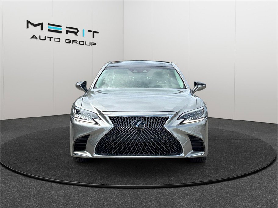 Used 2018 Lexus LS 500 w/ Luxury Package RWD image 3