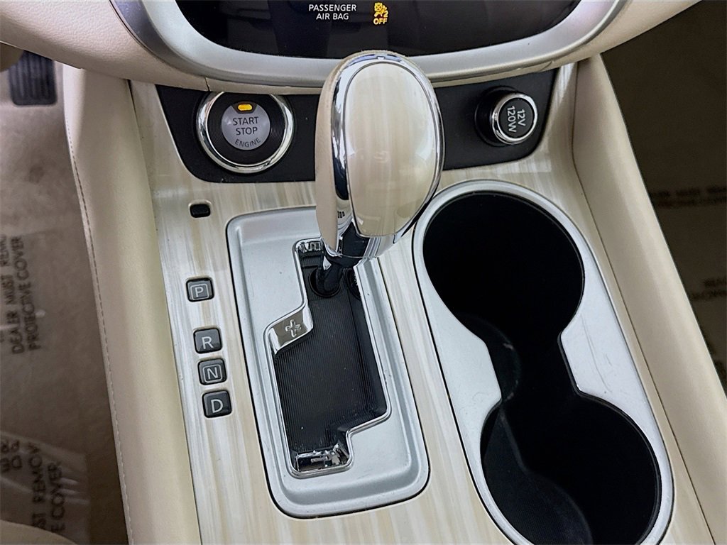 Used 2015 Nissan Murano SV image 10