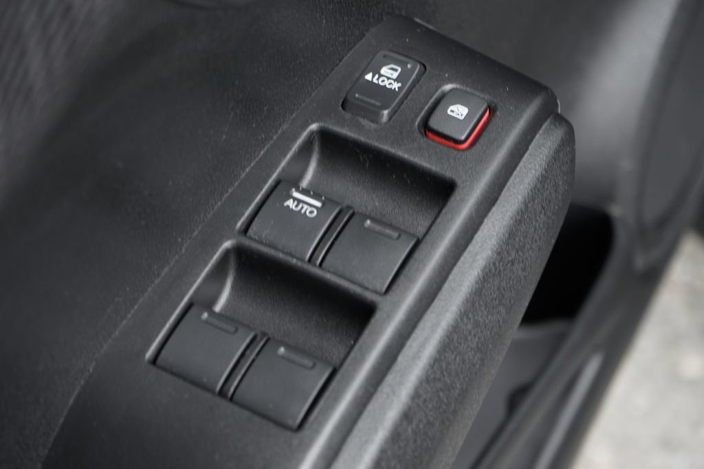 Used 2013 Honda Fit Sport image 16