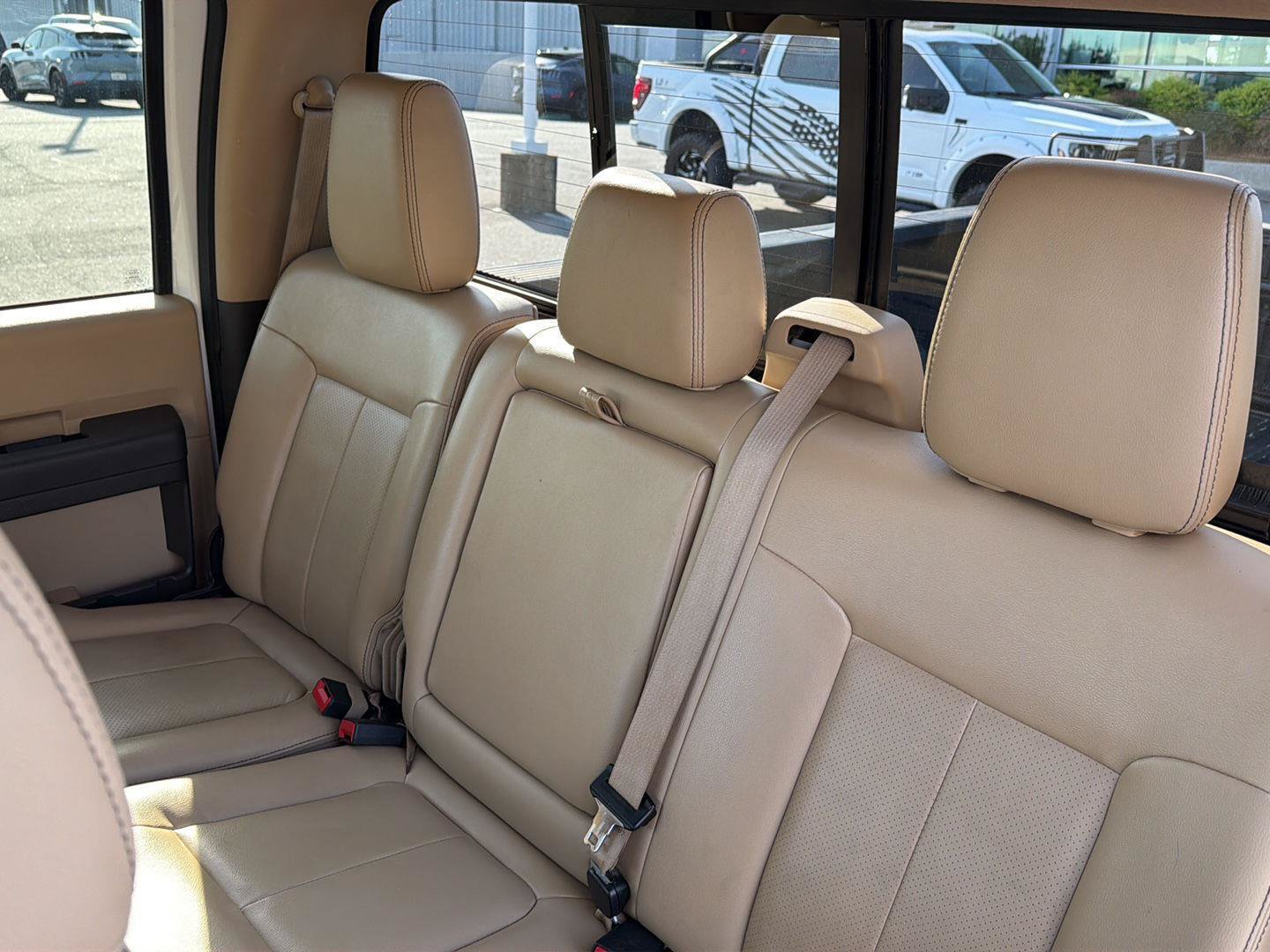 Used 2012 Ford F350 Lariat w/ Lariat Ultimate Pkg AWD/4WD image 33