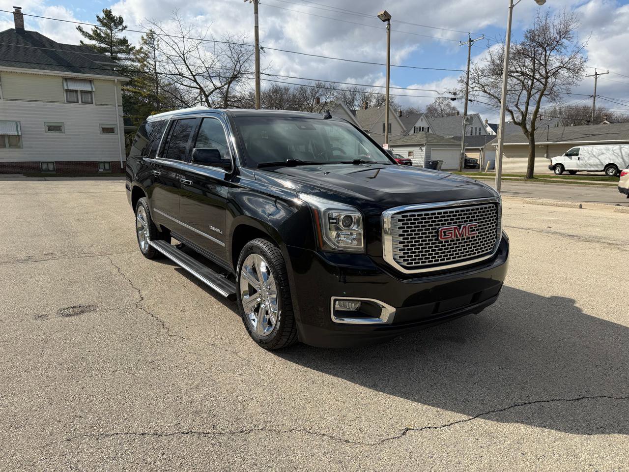 Used 2016 GMC Yukon XL Denali w/ Open Road Package
