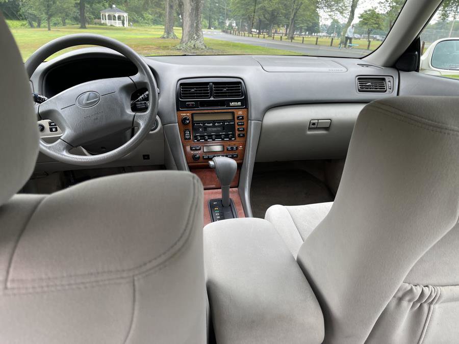 Used 2001 Lexus ES 330 image 27
