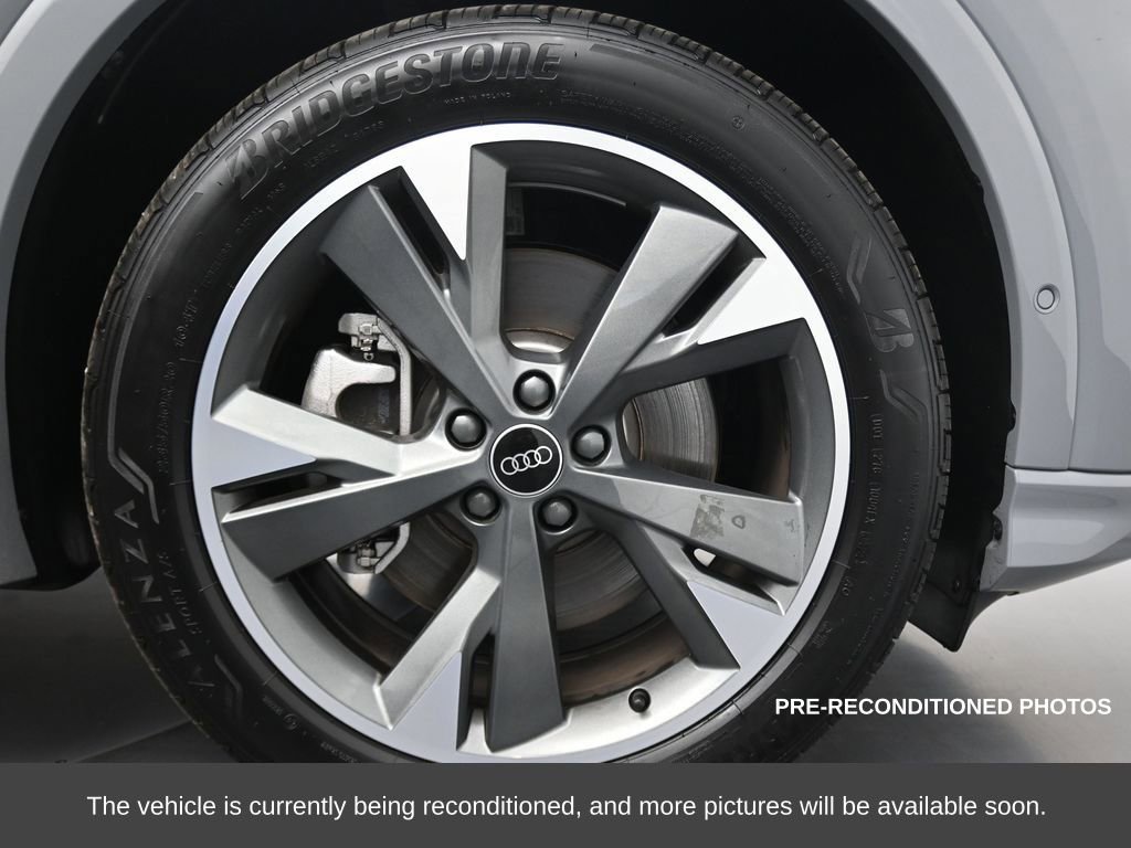 Used 2024 Audi Q4 e-tron Prestige w/ Black Optic Package image 12