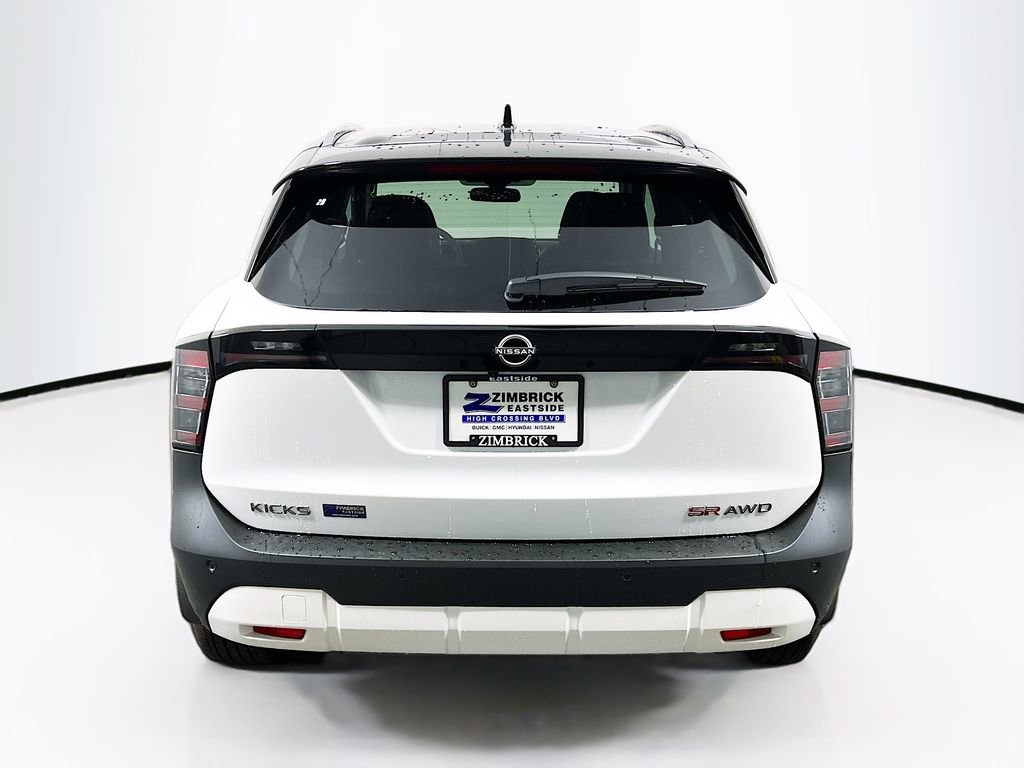 New 2026 Nissan Kicks SR AWD/4WD image 6