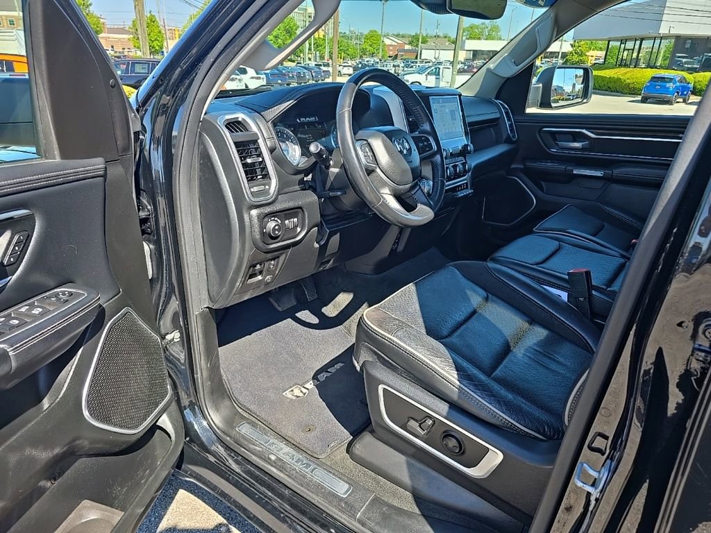 Used 2022 RAM 1500 Laramie AWD/4WD image 12