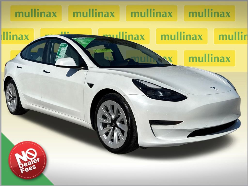 Used 2022 Tesla Model 3 image 1