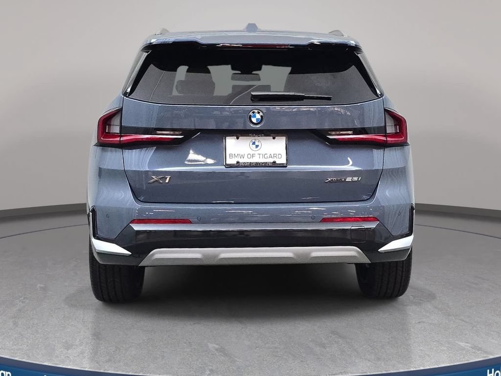 Used 2026 BMW X1 xDrive28i AWD/4WD image 7