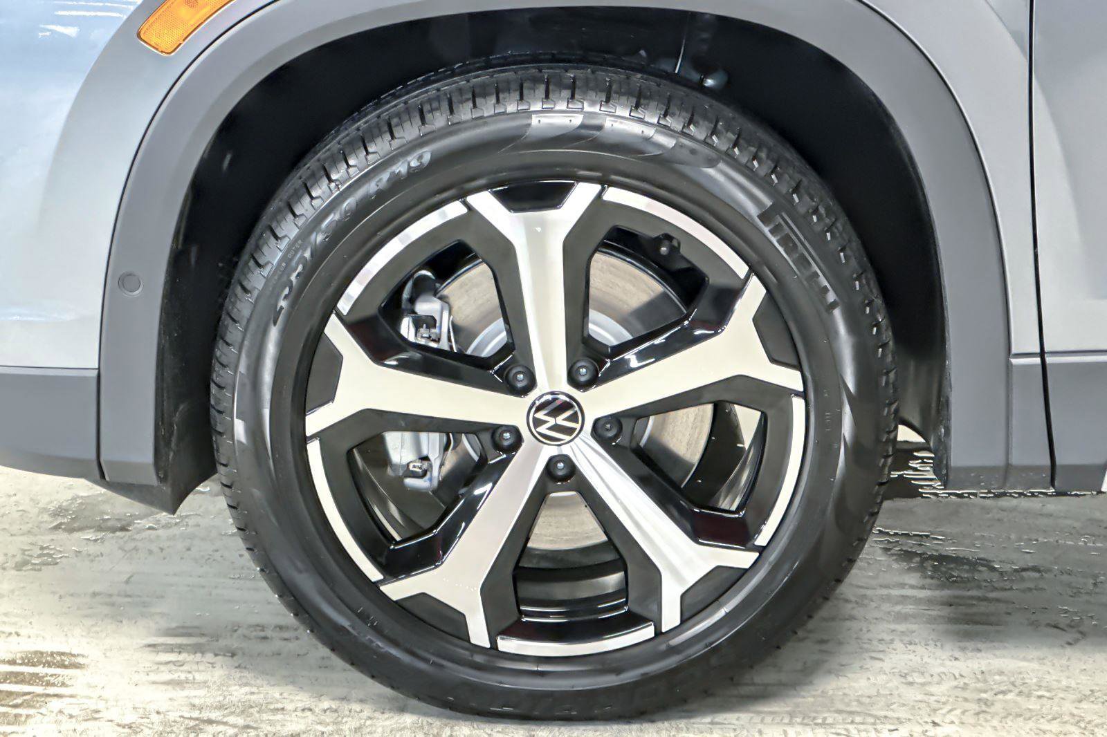 New 2026 Volkswagen Tiguan SE AWD/4WD image 24