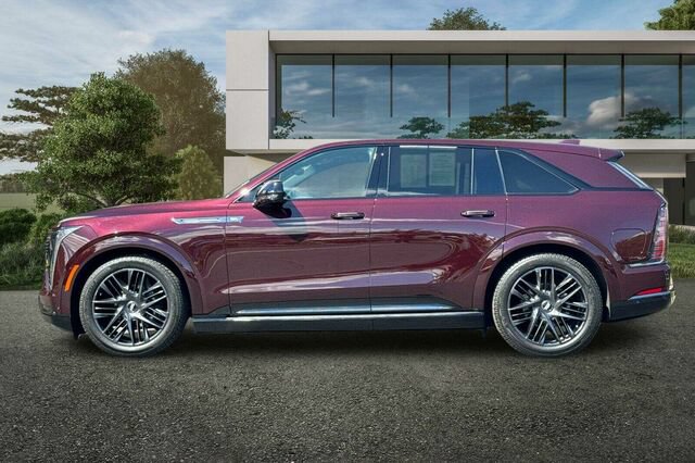 Certified 2025 Cadillac Escalade IQ Sport 1 w/ LPO, ONYX Package AWD/4WD image 7