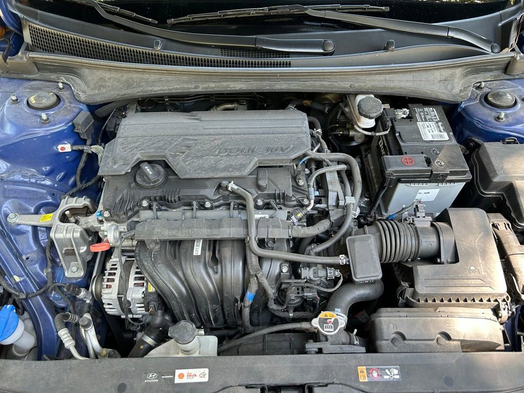 Used 2023 Hyundai Elantra SE FWD image 12